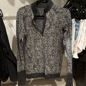 Lululemon quarter zip swiftly material heathered black 6